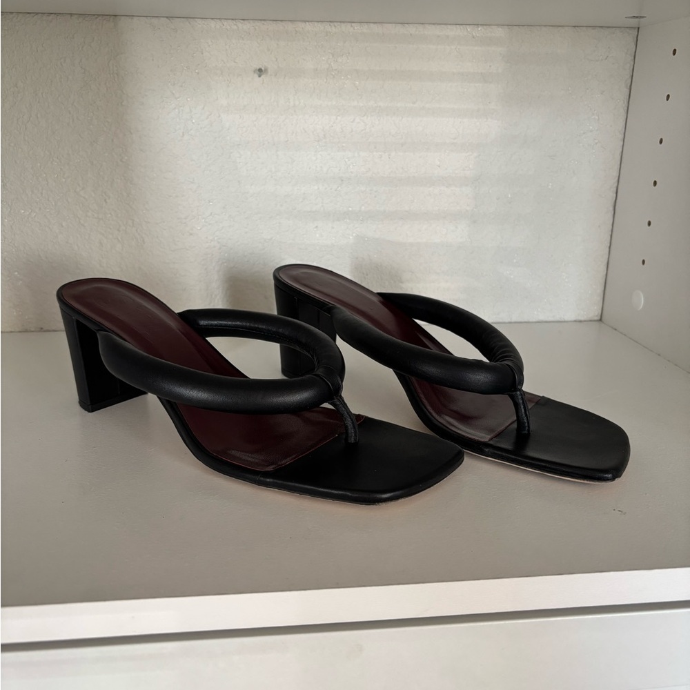 STAUD Rio Puffy Block Heel Thong EU40